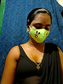 mini-queen online show from September 13, 2025, 6:18 pm