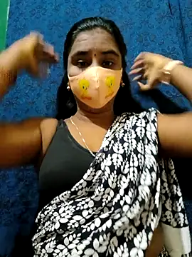 mini-queen online show from September 16, 2025, 6:20 pm