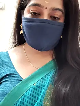 saritha29 online show from May 10, 2026, 5:07 pm