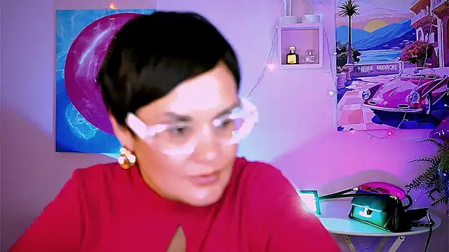 LauraDavidsons online show from September 26, 2025, 7:29 pm