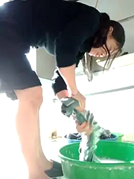 Snapshot of Georgia_here chatting on December 15, 2025, 4:17 am Georgia here online show from December 15, 2025, 4:17 am