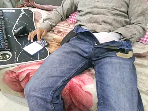 sexypunjabi26 online show from February 24, 2026, 8:23 am