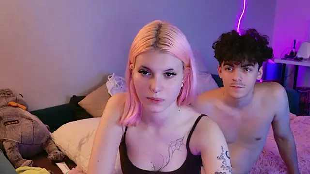 Alice18James online show from September 8, 2025, 11:04 pm