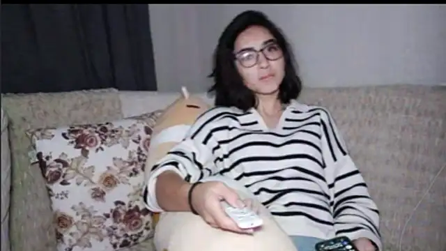 TAG MIGGI online show from October 6, 2025, 7:11 pm