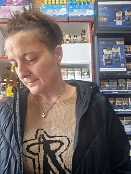 Fluturas2 online show from October 5, 2025, 5:50 am