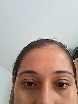 Snapshot of Alisson_Morgann chatting on July 23, 2026, 2:15 pm Alisson Morgann online show from July 23, 2026, 2:15 pm