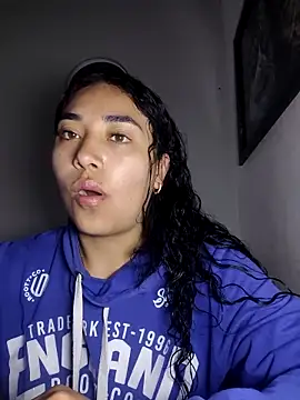 AmberGold- online show from November 26, 2025, 7:53 am