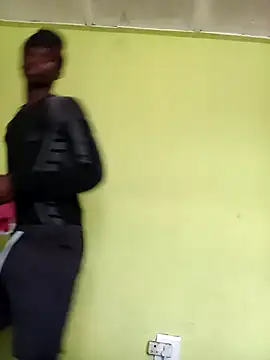 phumlanisanka online show from October 2, 2025, 3:41 pm