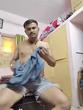 Frvgggghh online show from November 28, 2025, 9:12 am