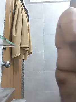 vinay smalldick online show from February 15, 2026, 4:09 am