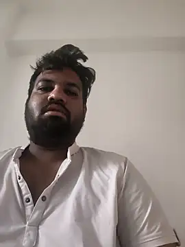 vinay smalldick online show from March 29, 2026, 1:16 am