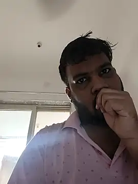 vinay smalldick online show from July 27, 2026, 4:19 am