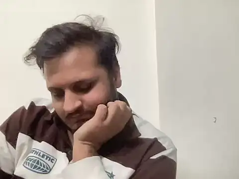 chiikuloveu online show from December 4, 2025, 11:08 am