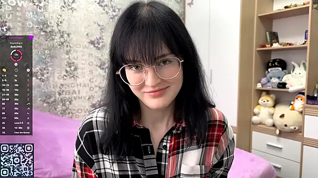 FakeLamb online show from September 27, 2025, 12:10 pm