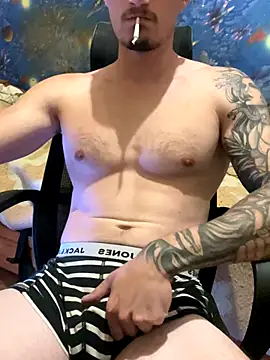 fronkie9384 online show from September 30, 2025, 7:19 pm