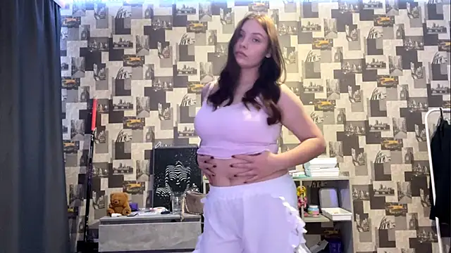 SwiiSweet online show from September 27, 2025, 4:12 pm