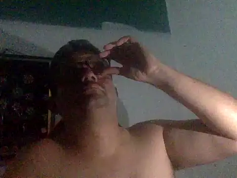 Snapshot of Katracho6969 chatting on March 15, 2026, 4:07 am Katracho6969 online show from March 15, 2026, 4:07 am