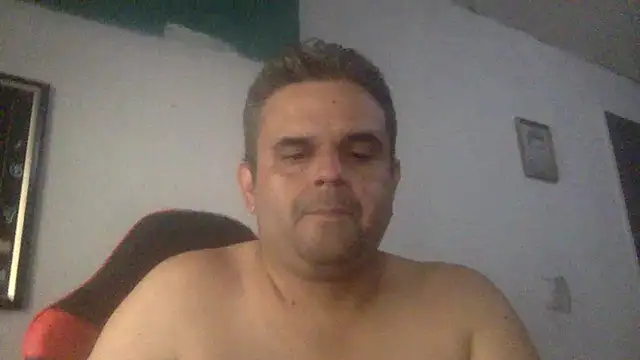 Snapshot of Katracho6969 chatting on April 3, 2026, 8:29 pm Katracho6969 online show from April 3, 2026, 8:29 pm