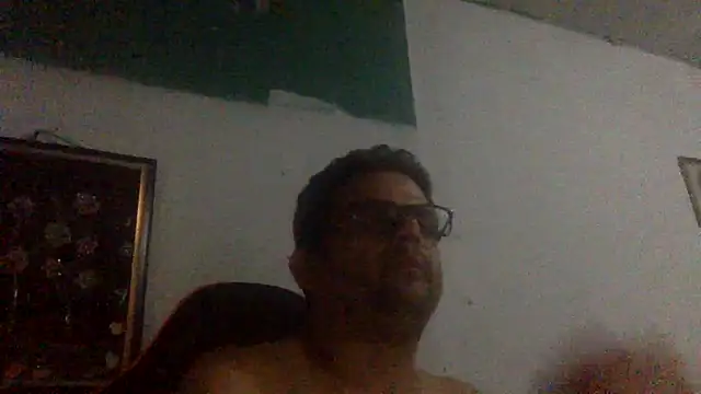 Snapshot of Katracho6969 chatting on April 11, 2026, 1:21 am Katracho6969 online show from April 11, 2026, 1:21 am