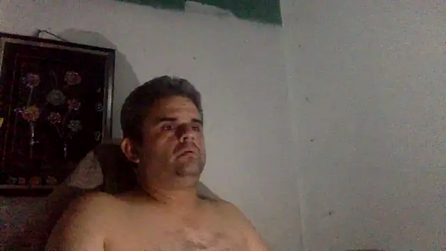 Snapshot of Katracho6969 chatting on April 18, 2026, 5:11 am Katracho6969 online show from April 18, 2026, 5:11 am