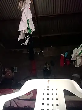 Snapshot of Lucy-Ferr chatting on September 12, 2025, 2:39 pm Lucy-Ferr online show from September 12, 2025, 2:39 pm