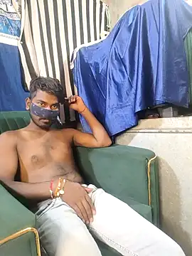 sexy-couple77 online show from October 26, 2025, 4:46 pm