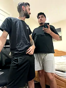 mixedcouplee69 online show from December 19, 2025, 10:17 pm