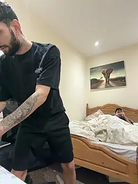 mixedcouplee69 online show from December 20, 2025, 9:22 pm