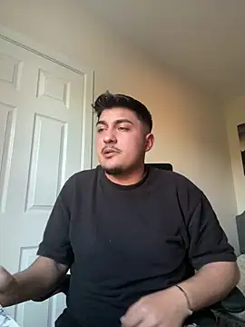 mixedcouplee69 online show from May 12, 2026, 6:27 pm