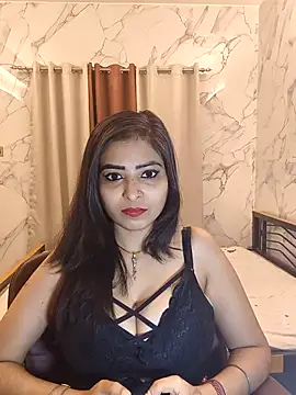 QUEEN-ADITI online show from February 25, 2026, 6:06 pm