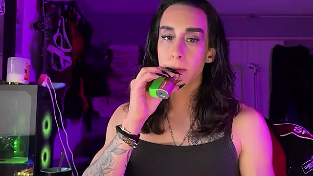 xoFrankie online show from January 13, 2026, 1:33 am