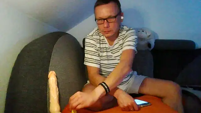 Snapshot of Sam_molinari chatting on November 1, 2025, 10:01 pm Sam molinari online show from November 1, 2025, 10:01 pm