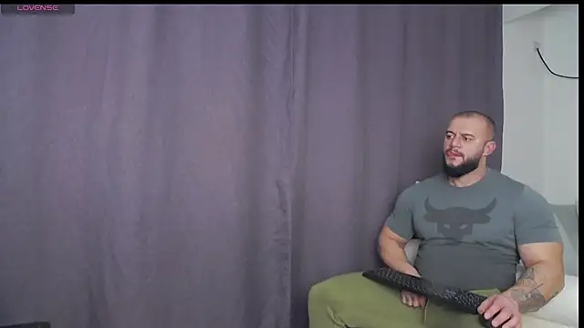 RickyMiami1 online show from December 1, 2025, 6:35 pm