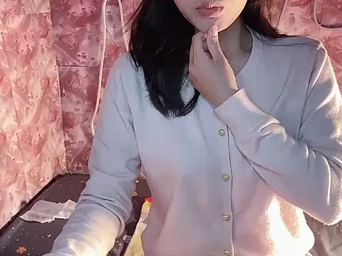 Miumiu028 online show from March 16, 2026, 2:21 pm