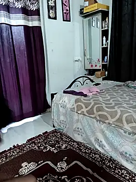 Snapshot of Beautiful_couple_70 chatting on September 27, 2025, 1:43 am Beautiful couple 70 online show from September 27, 2025, 1:43 am