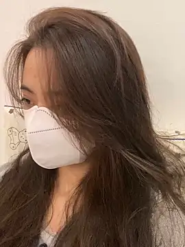 Mochi21 online show from November 10, 2025, 4:44 am