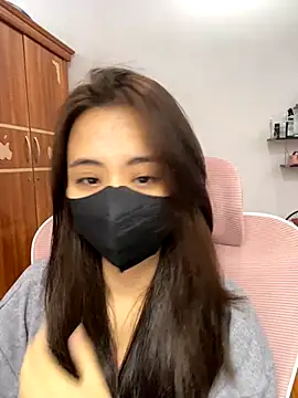 Mochi21 online show from November 19, 2025, 3:28 am