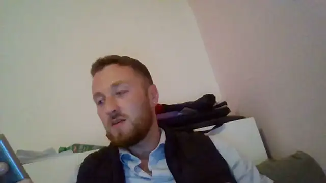 Snapshot of Keviios chatting on May 7, 2026, 4:56 pm Keviios online show from May 7, 2026, 4:56 pm
