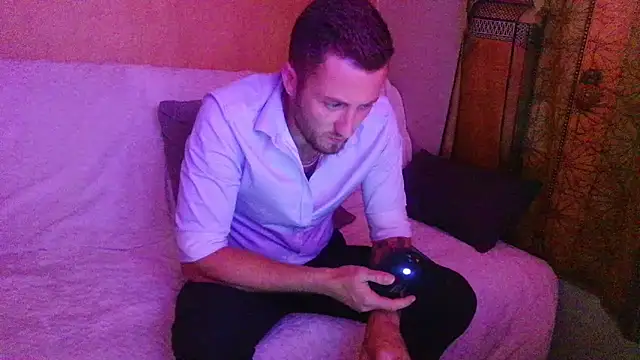 Snapshot of Keviios chatting on June 10, 2026, 6:29 pm Keviios online show from June 10, 2026, 6:29 pm