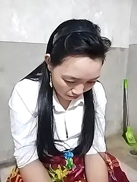 susu-00 online show from October 22, 2025, 2:50 pm