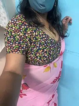 Snapshot of monal_95 chatting on March 4, 2026, 2:39 am monal 95 online show from March 4, 2026, 2:39 am