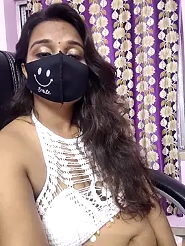 Snapshot of cutie_pei002 chatting on February 8, 2026, 8:34 pm cutie pei002 online show from February 8, 2026, 8:34 pm