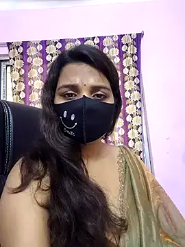 Snapshot of cutie_pei002 chatting on February 24, 2026, 6:11 am cutie pei002 online show from February 24, 2026, 6:11 am