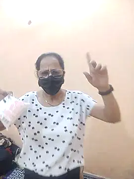 Snapshot of meenu_bhabhi547 chatting on February 24, 2026, 4:32 am meenu bhabhi547 online show from February 24, 2026, 4:32 am