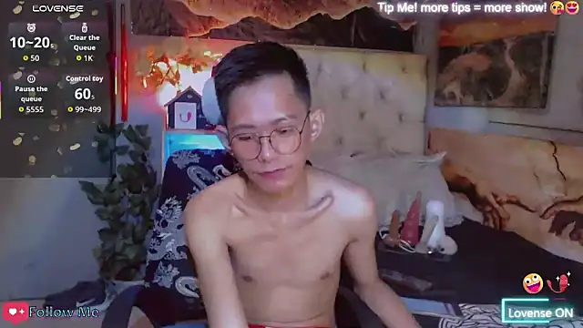 Snapshot of Skinny_CumLoader69 chatting on October 21, 2025, 8:42 pm Skinny CumLoader69 online show from October 21, 2025, 8:42 pm