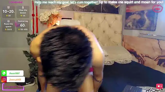 Snapshot of Skinny_CumLoader69 chatting on October 29, 2025, 2:14 am Skinny CumLoader69 online show from October 29, 2025, 2:14 am