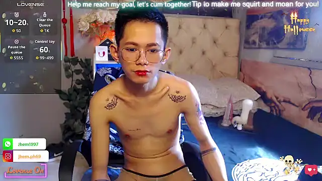 Snapshot of Skinny_CumLoader69 chatting on October 31, 2025, 6:03 am Skinny CumLoader69 online show from October 31, 2025, 6:03 am