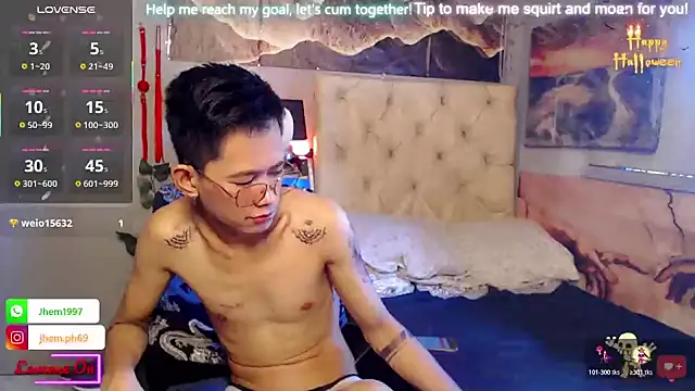 Snapshot of Skinny_CumLoader69 chatting on November 1, 2025, 2:02 am Skinny CumLoader69 online show from November 1, 2025, 2:02 am