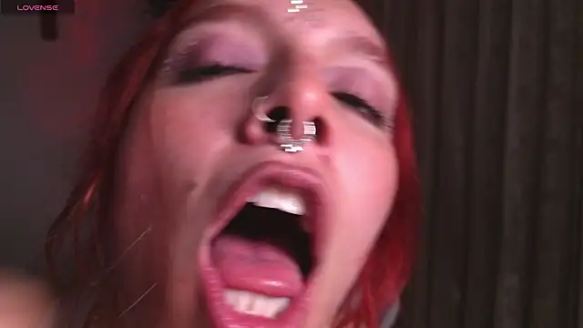 bri von dhara   online show from December 1, 2025, 11:32 pm