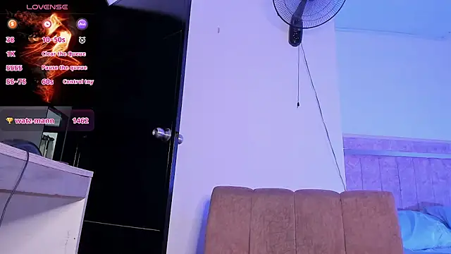 Cj davis  online show from October 2, 2025, 3:24 am